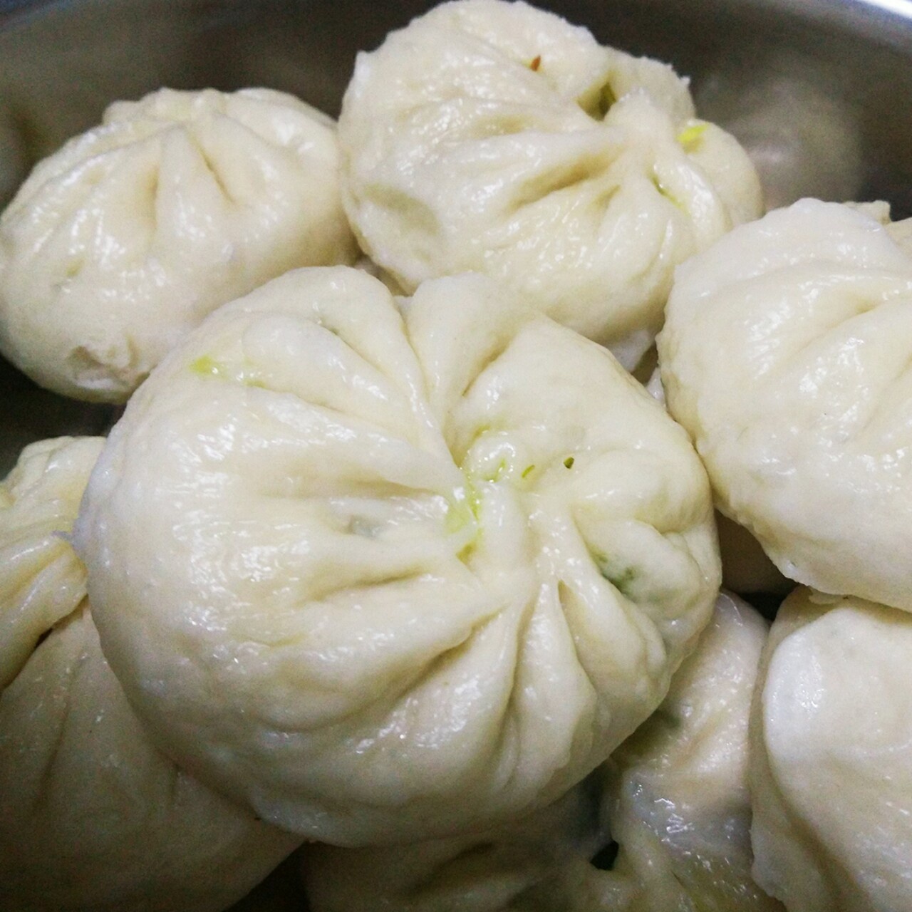 悦儿悦儿做的韭菜鸡蛋包子