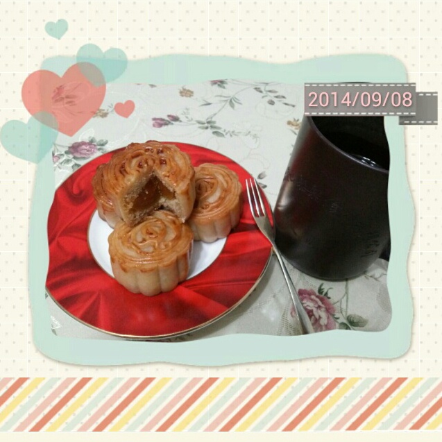 广式月饼——蛋黄莲蓉月饼