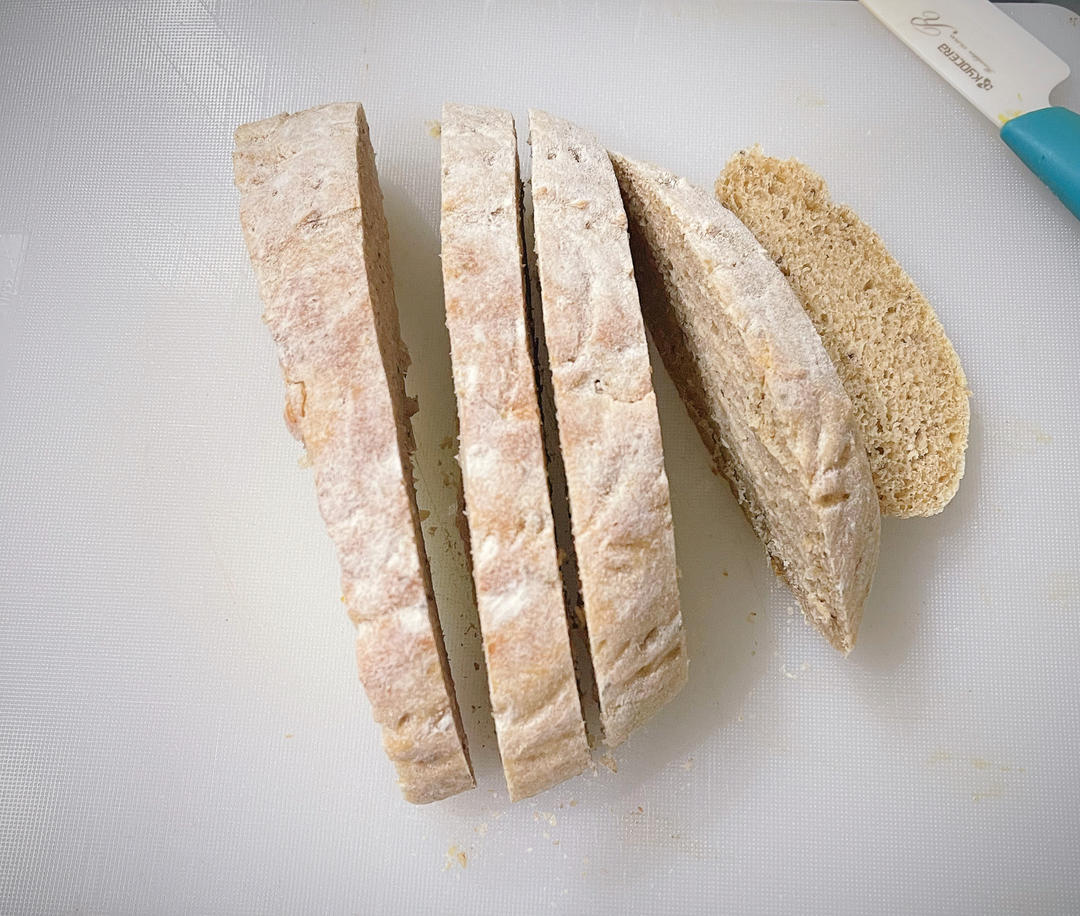 全麦蔓越莓欧包