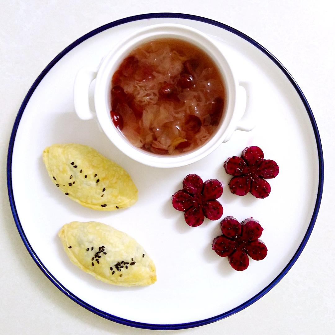 梦幻豆沙蓉蛋挞酥