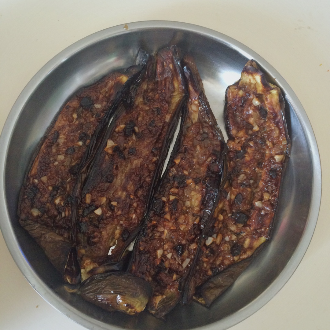 CC招牌菜销魂烤茄子，百吃不厌！