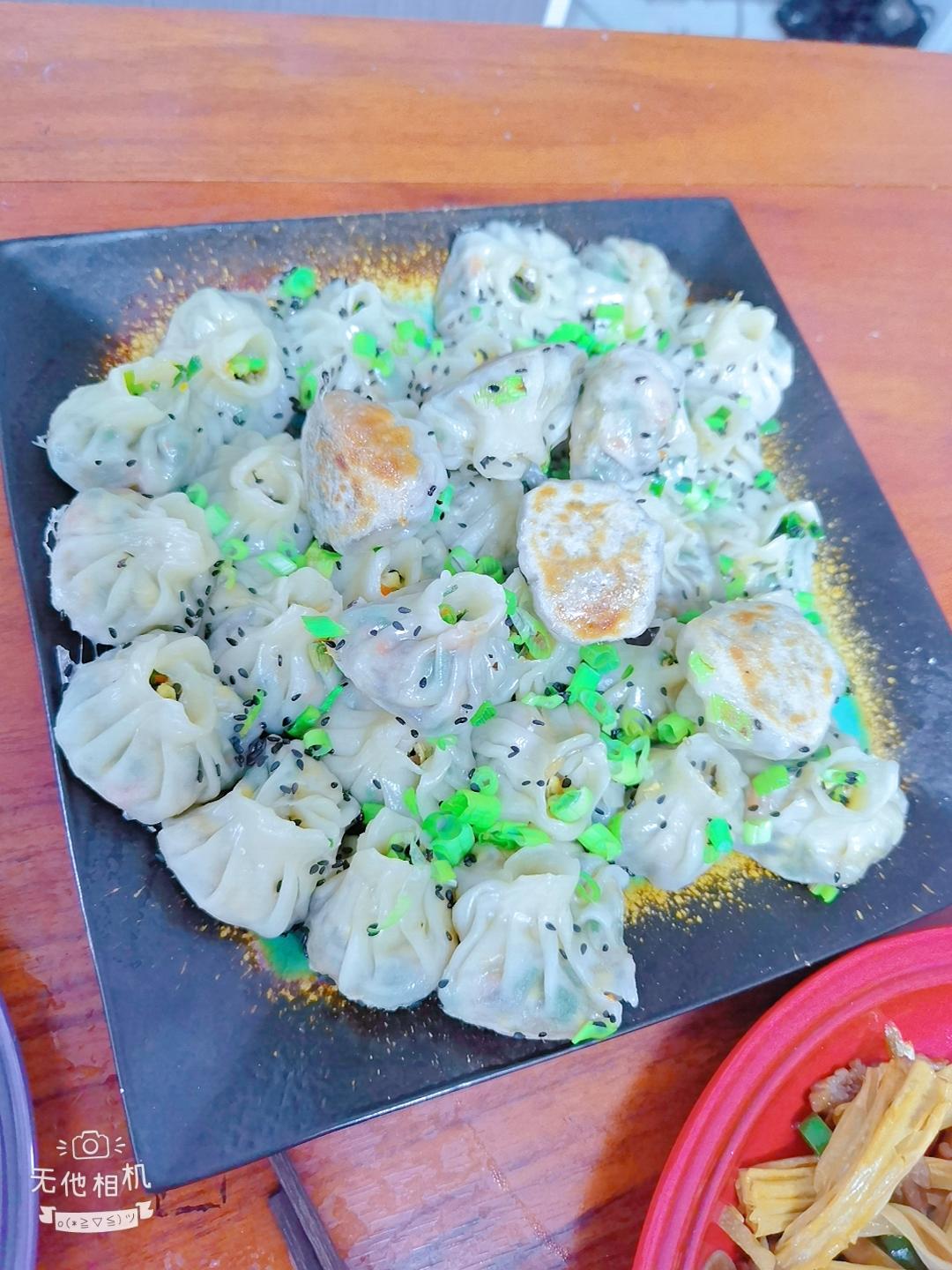 ㊙️无需揉面，一学就会的韭菜三鲜生煎包！