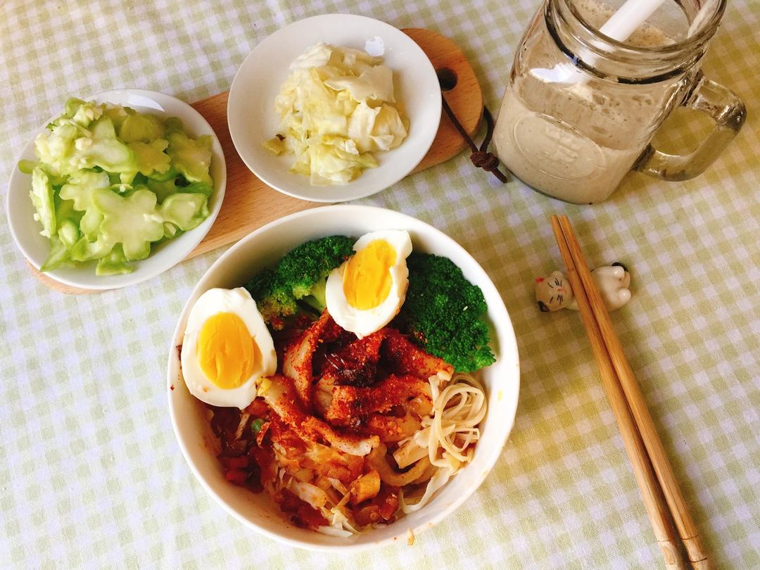 每天，叫醒我的是早餐