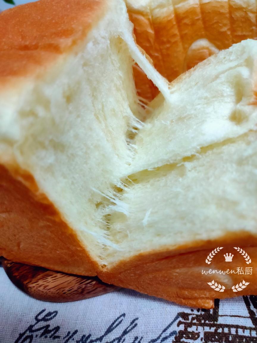 柔软好吃的吐司    70%中种北海道的做法