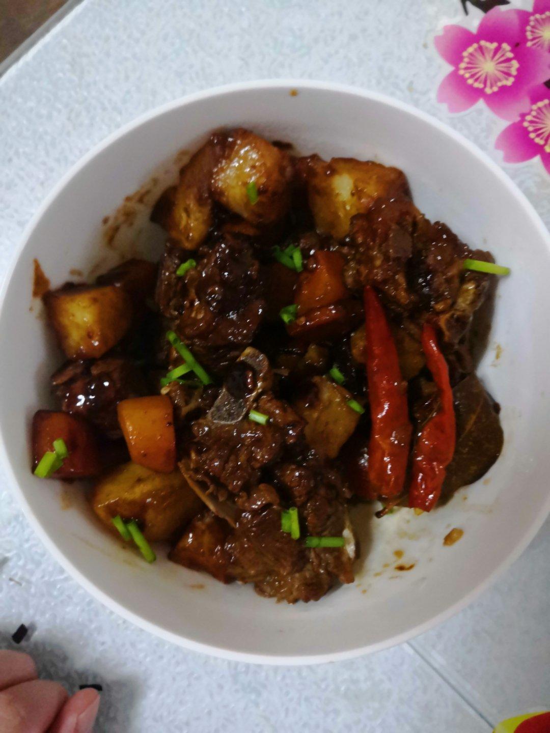 胡萝卜土豆炖排骨