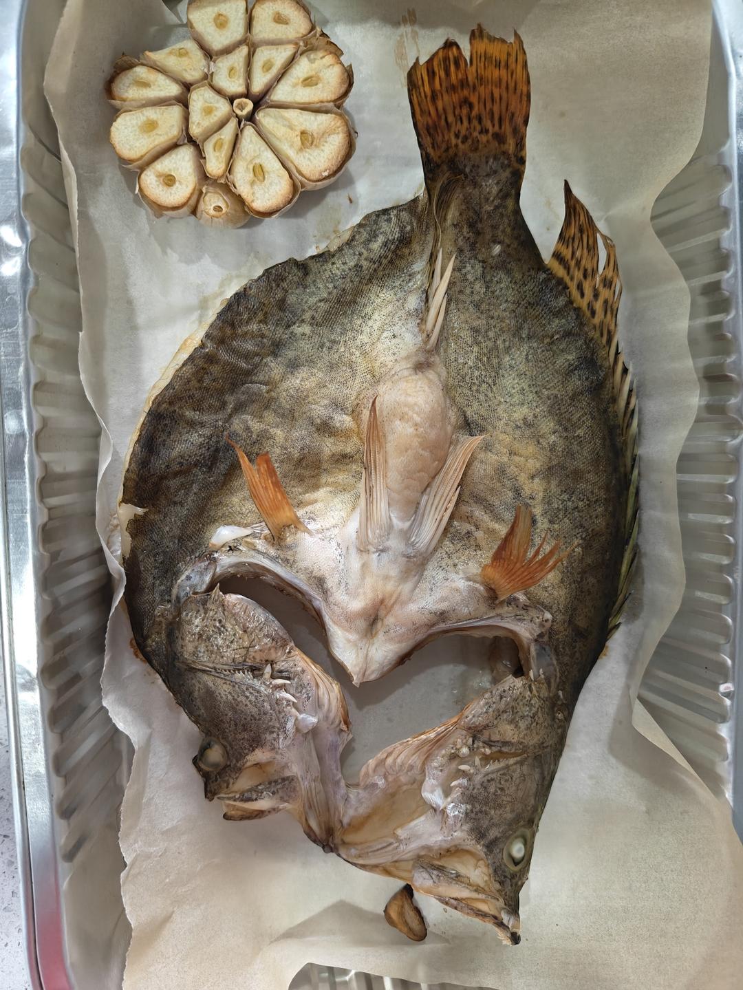 烤鳜鱼