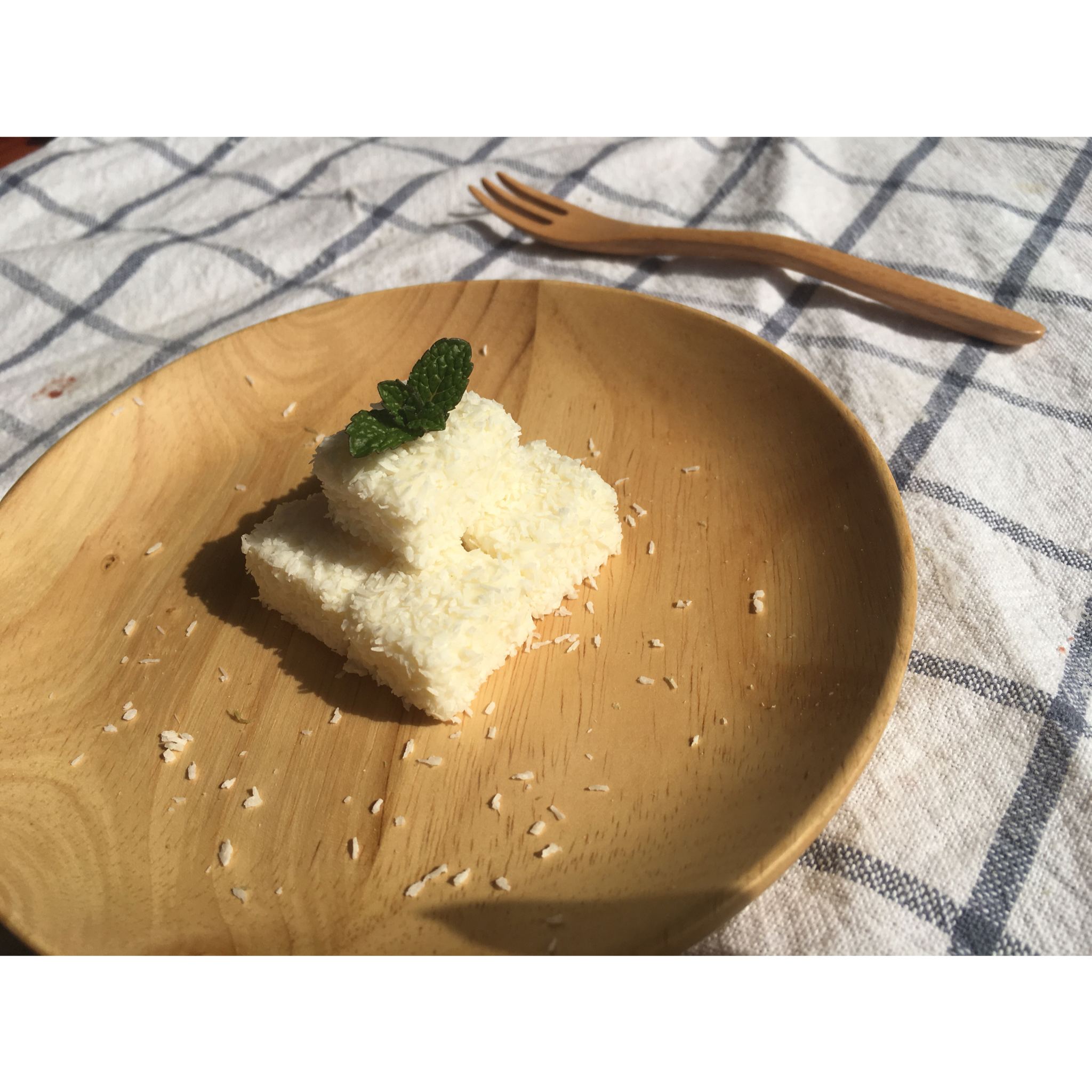 完胜85度C牛奶椰丝小方