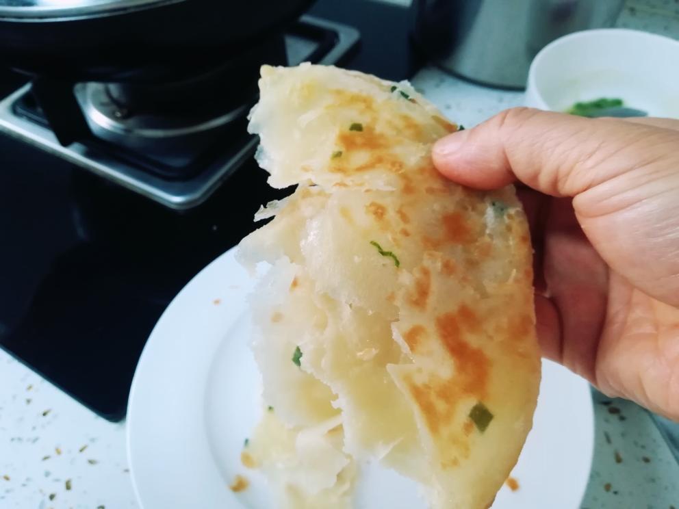 柔软的原味葱油饼的做法