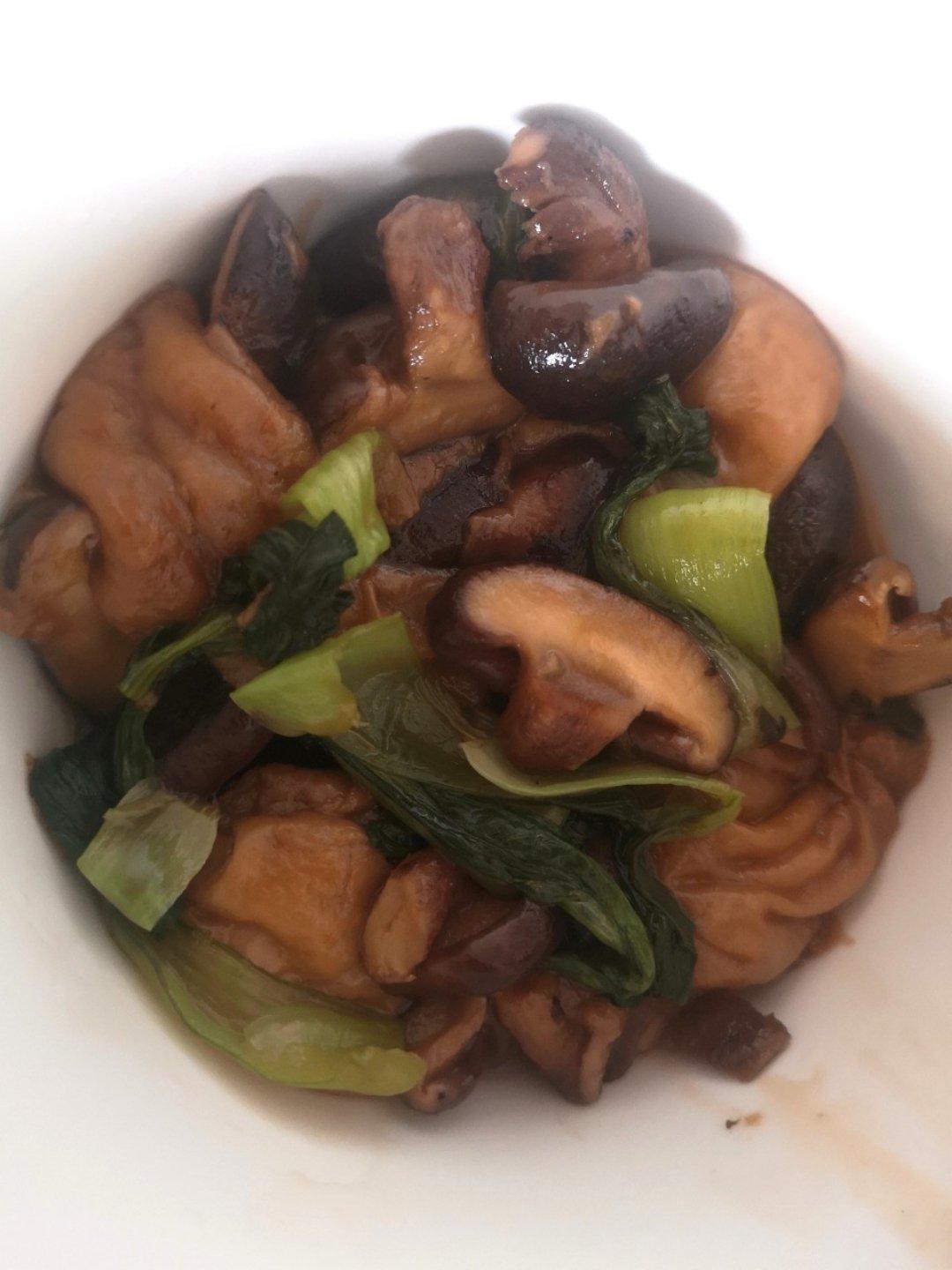 青菜香菇面筋煲🍲