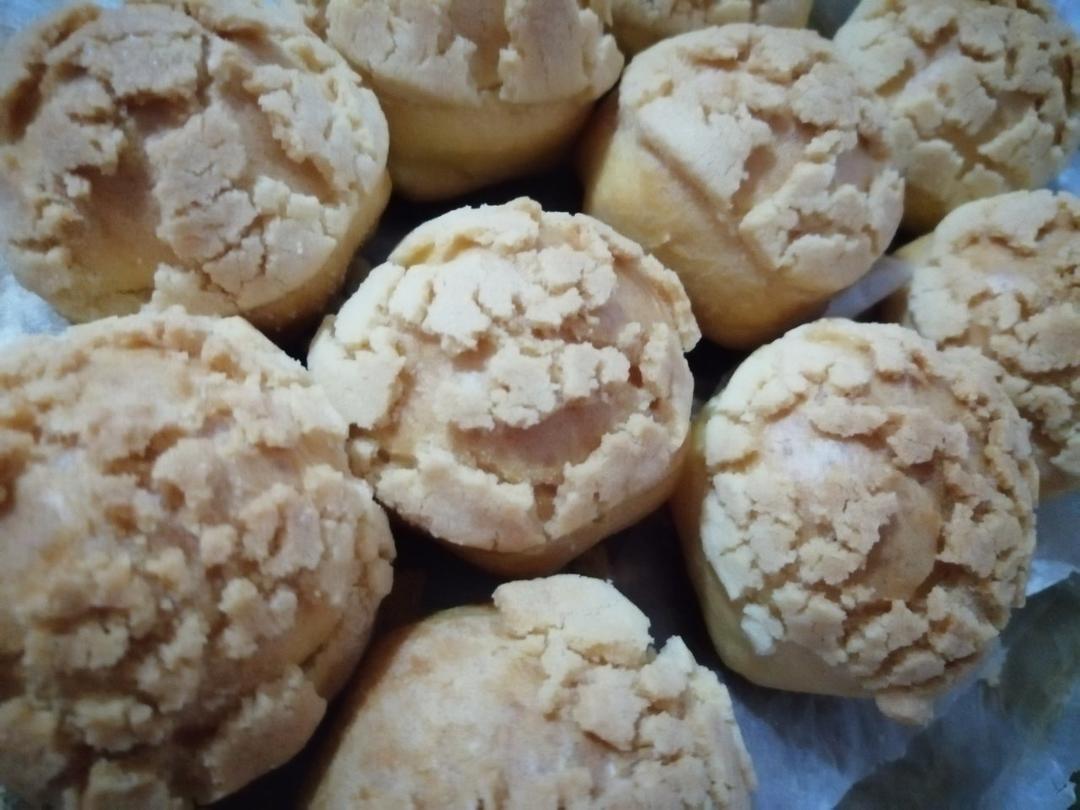 酥皮奶油泡芙--#皮黑森林#