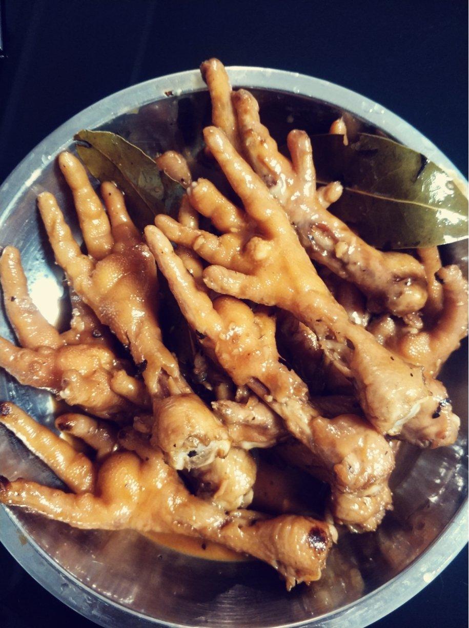 “销魂”卤鸡爪