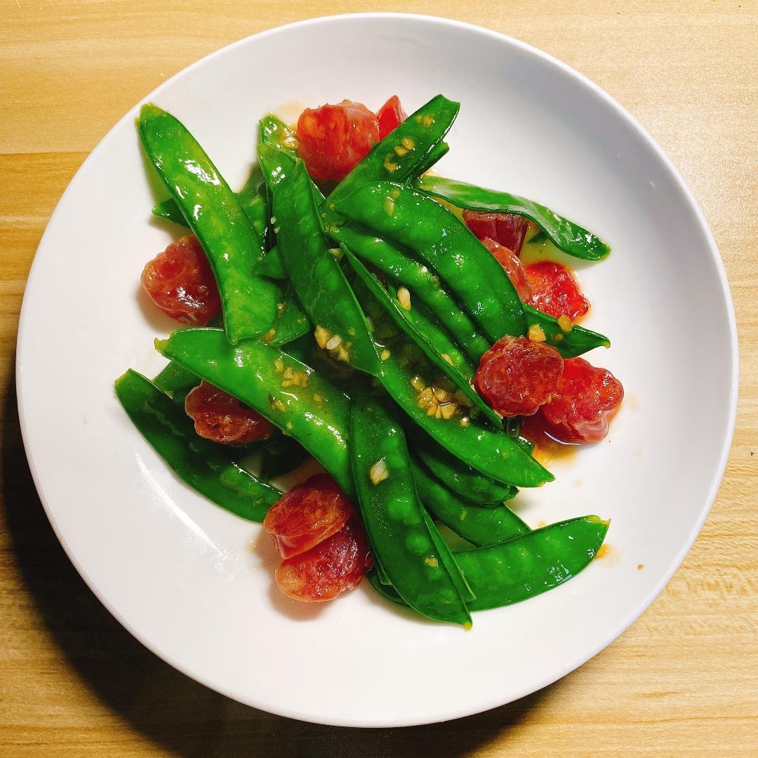 腊肠炒荷兰豆