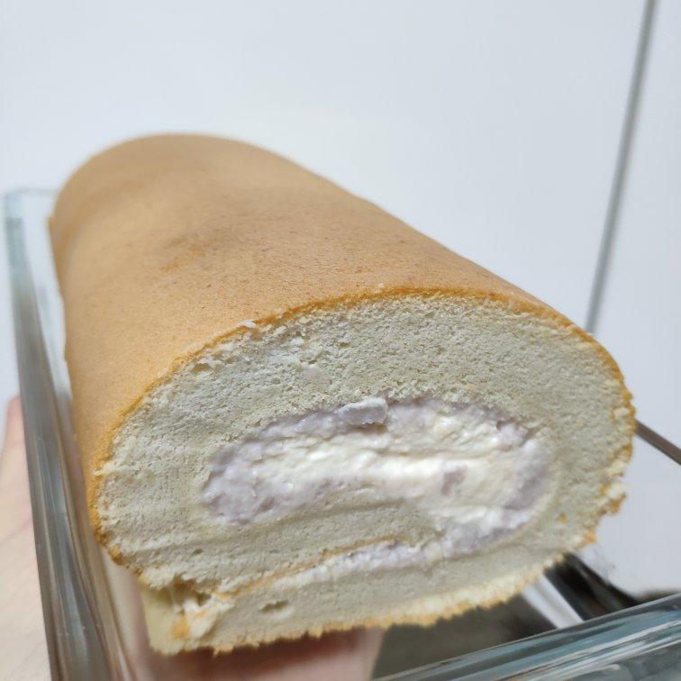 完美的椰香芋头蛋糕卷