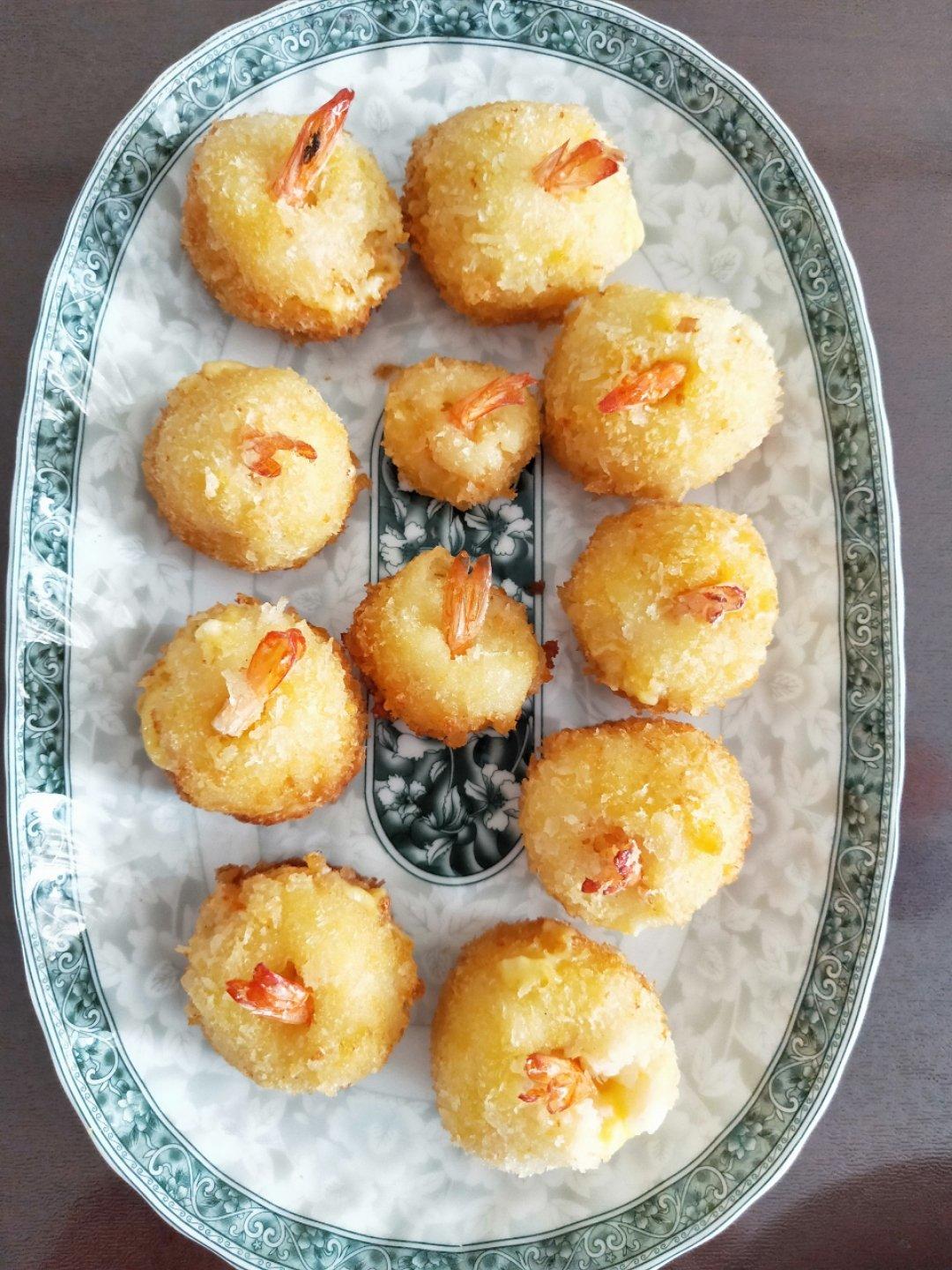 黄金土豆泥虾球