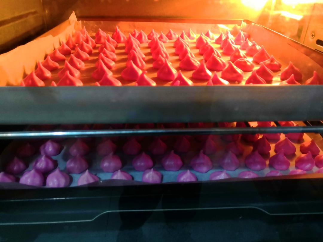 迷人的火龙果溶豆酸奶溶豆宝宝辅食