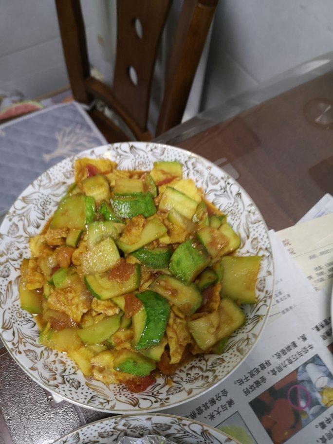 番茄鸡蛋西葫芦(意外的好吃)