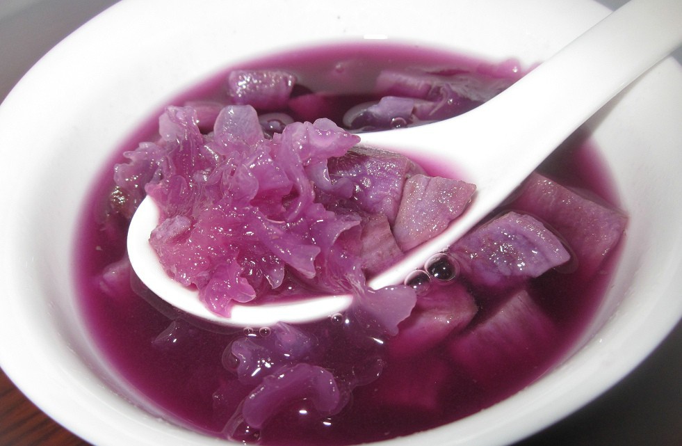 布丁姑娘做的紫薯银耳汤