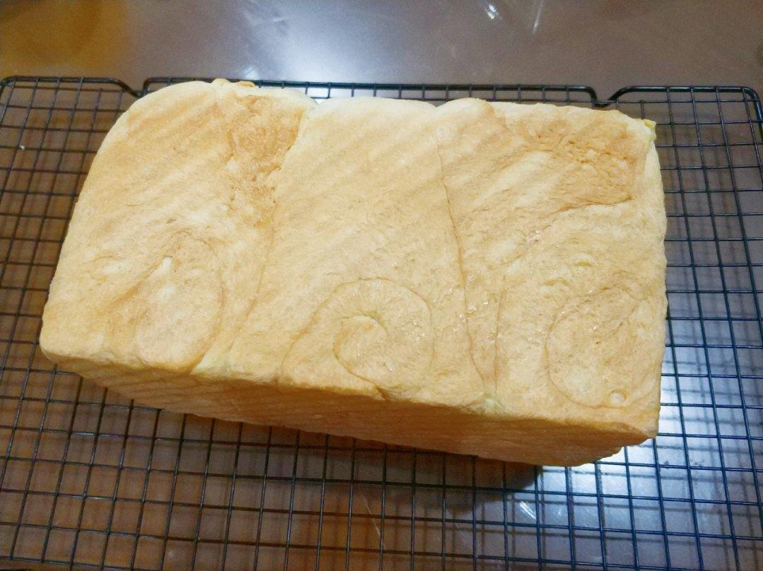 鲜奶吐司