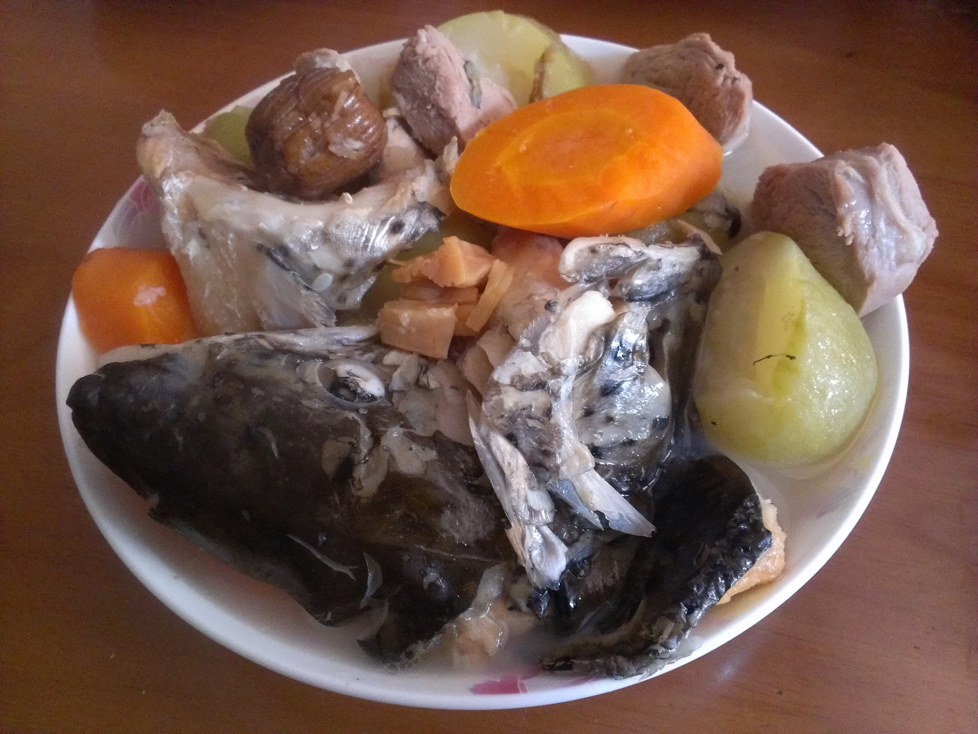 三文鱼头豆腐汤