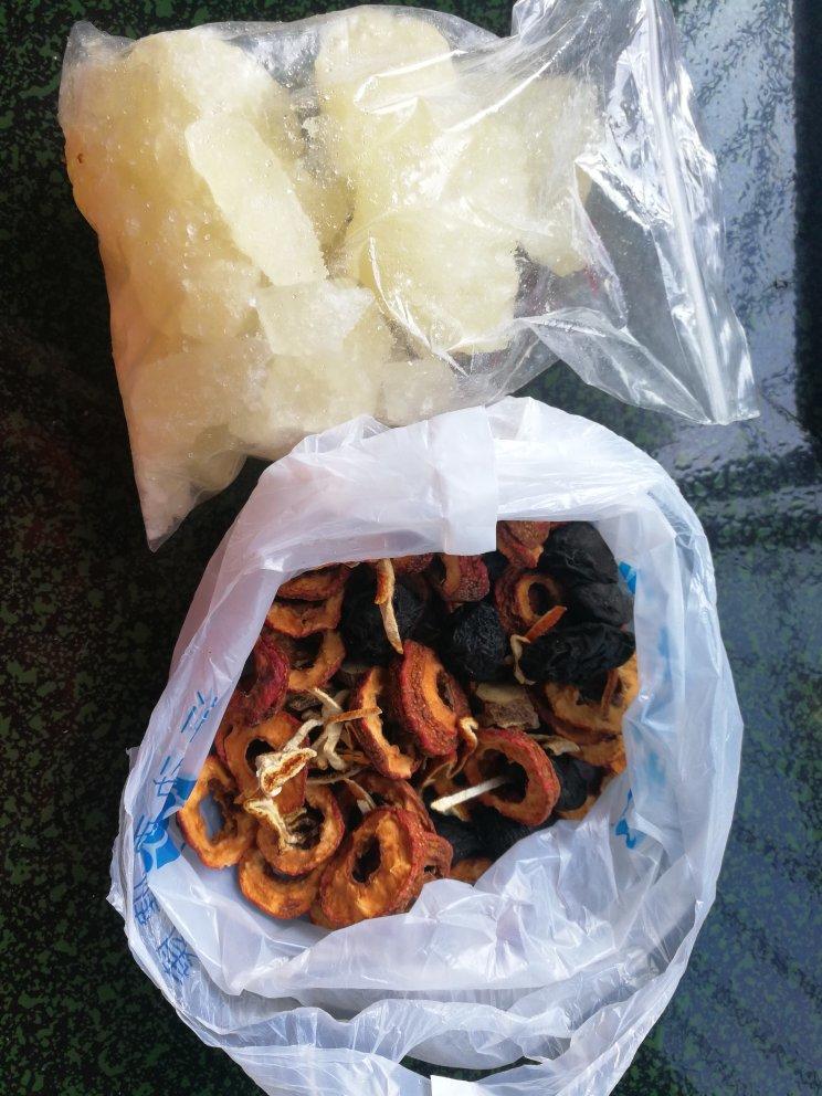 古法熬制酸梅汤（此方几乎无中药味孩子非常喜欢喝）