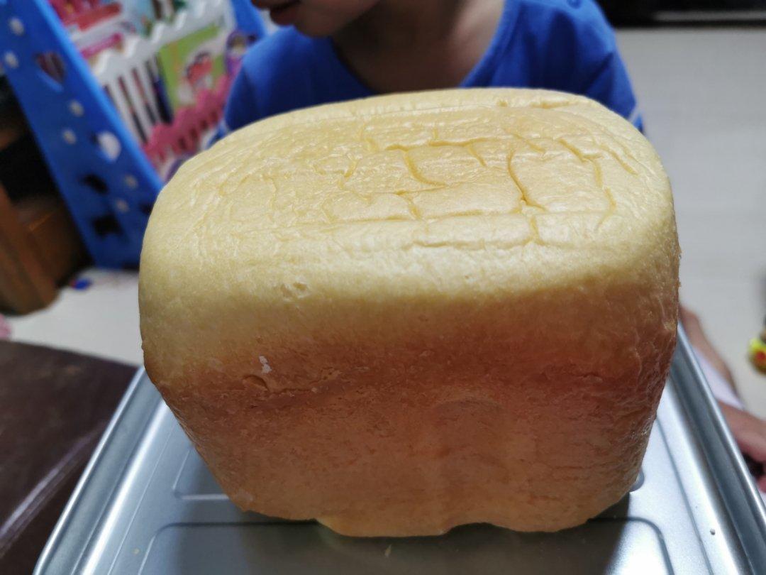 淡奶油吐司(柏翠9600面包机)