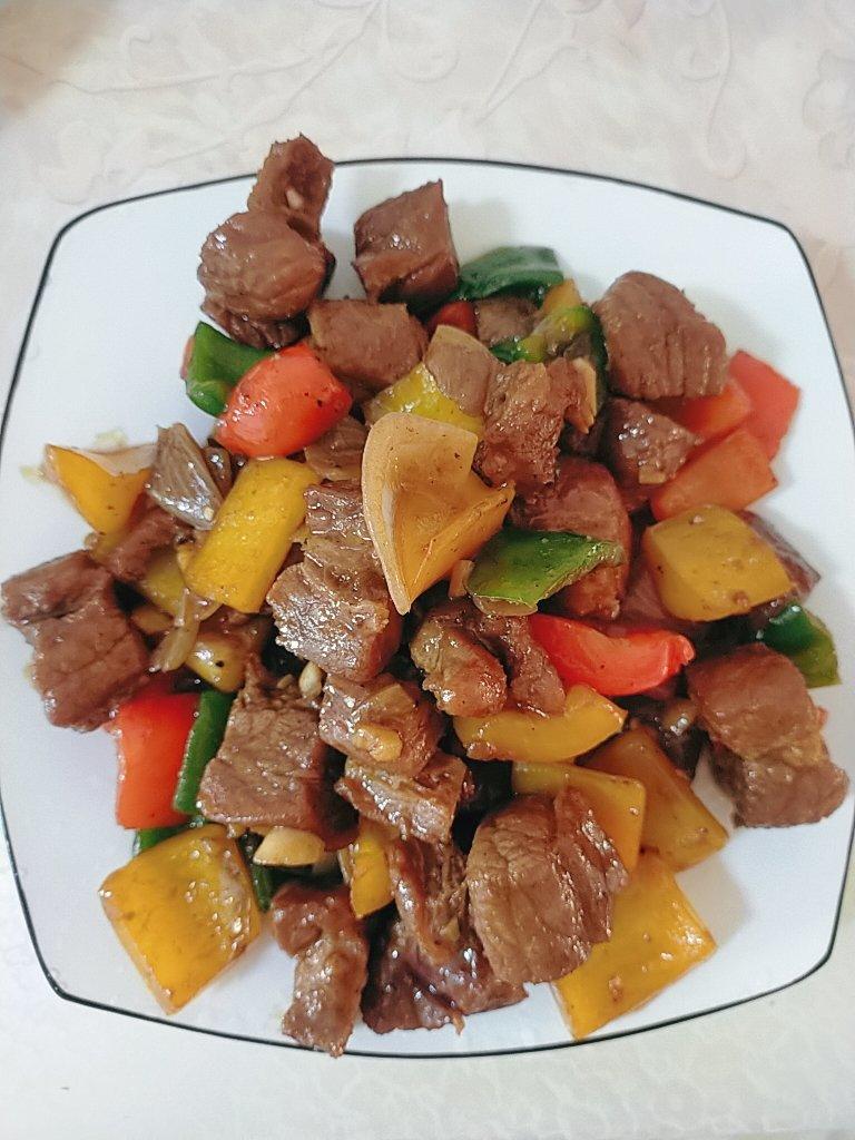 10分钟搞定黑椒牛肉粒