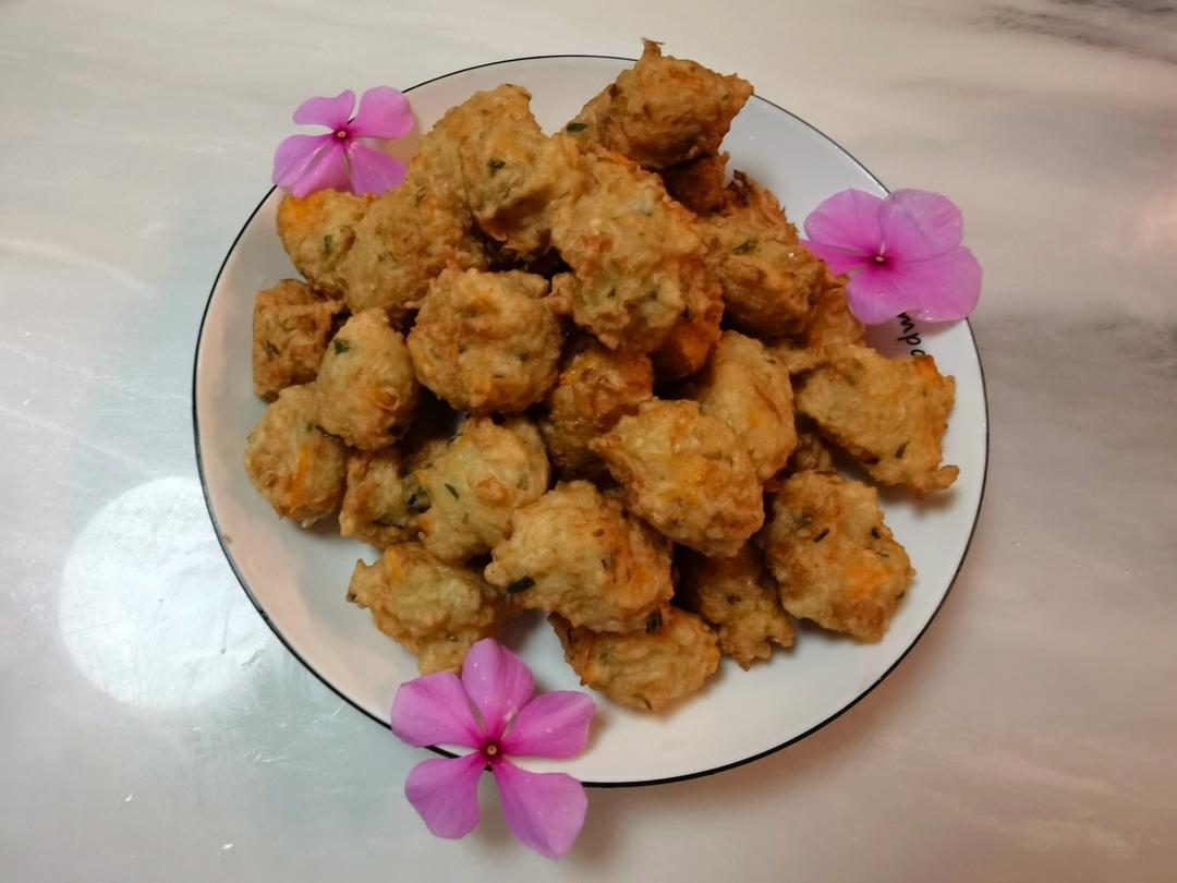 炸萝卜丸子