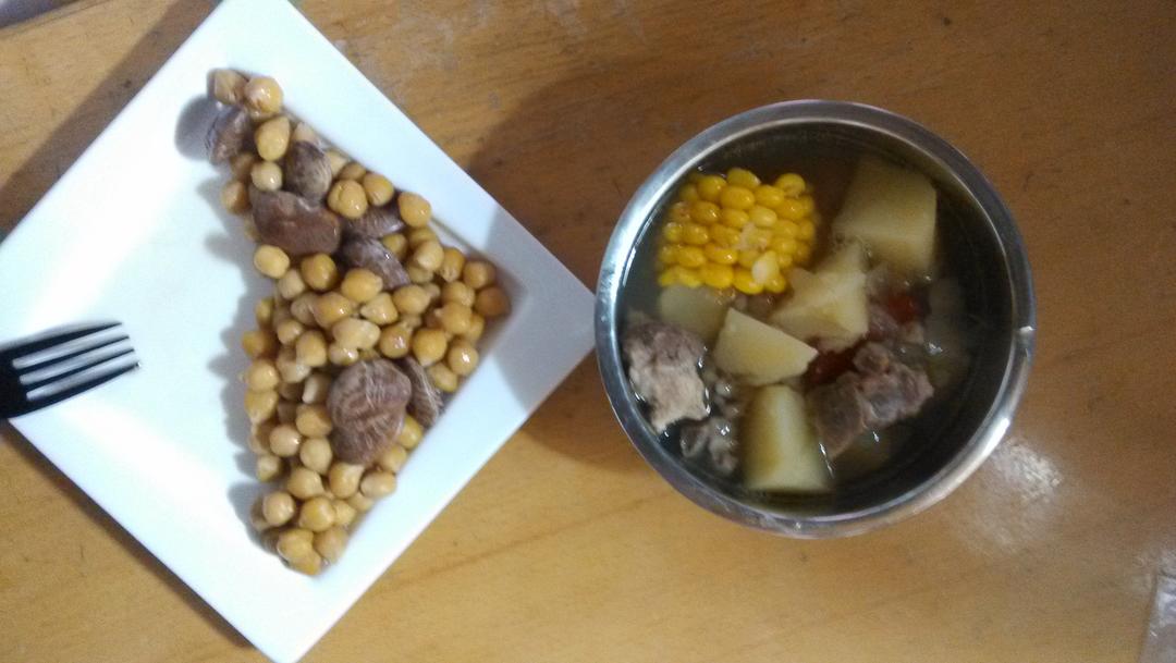 我做的饭会发光~