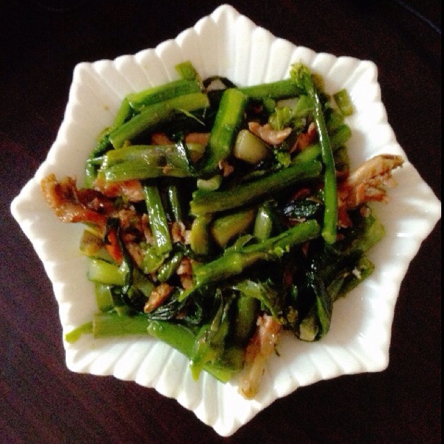 蘑菇菜心炒腊肠