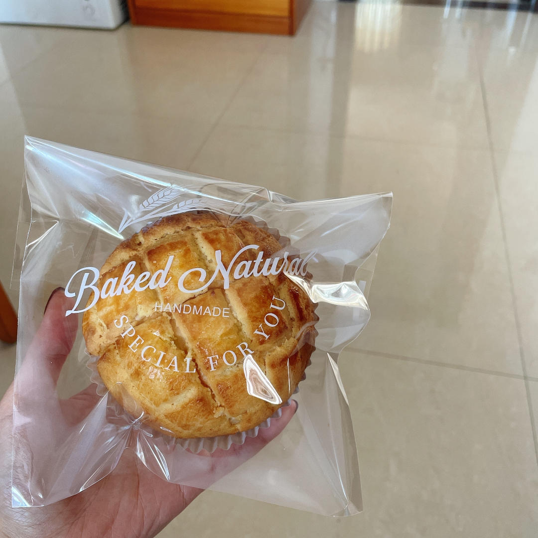 好吃到炸裂的港式菠萝包（附带制作酥皮的小视频）