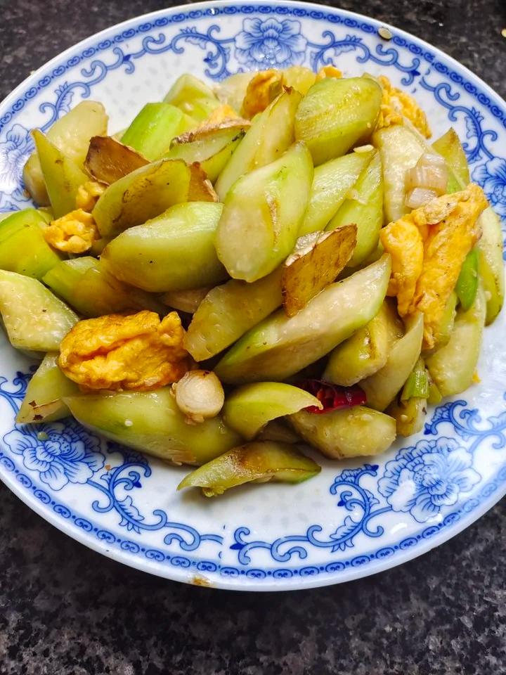 丝瓜炒蛋（快手菜）
