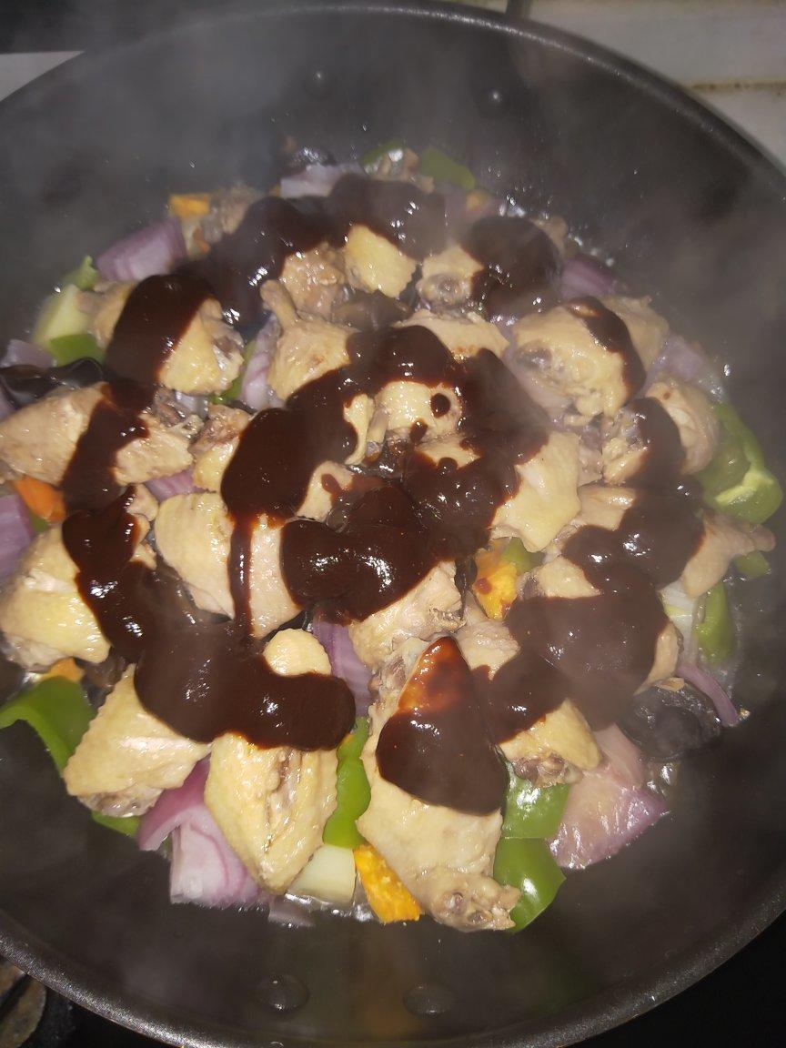 堂妈教你三汁鸡翅焖锅