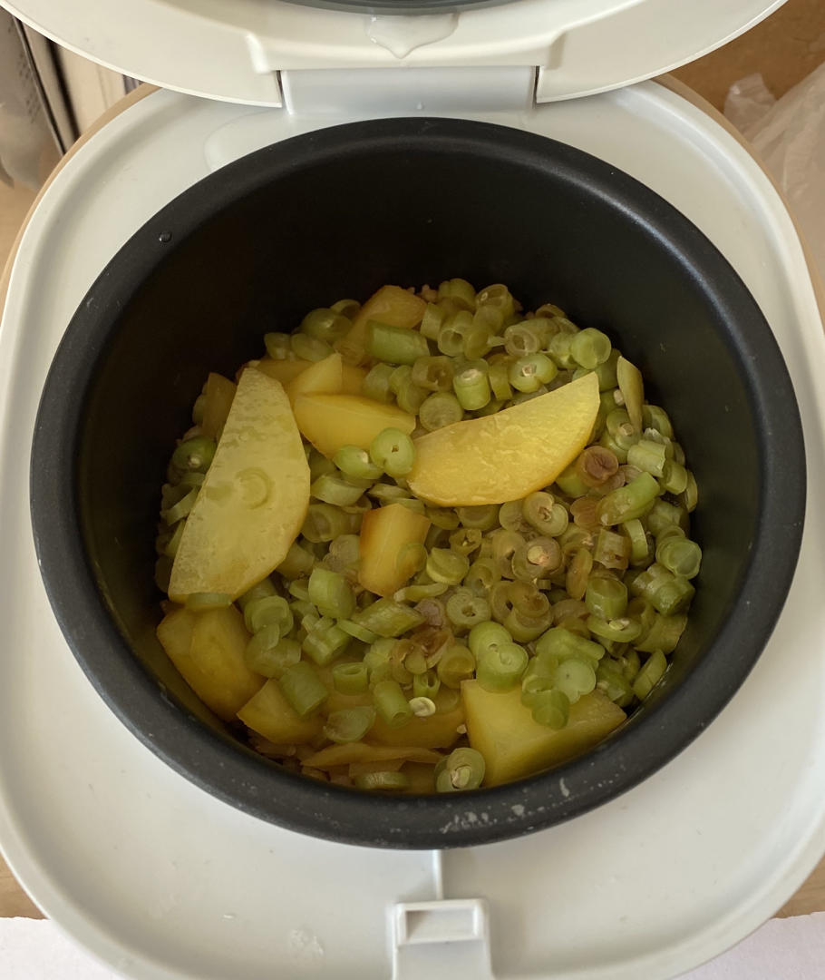 豆角焖饭