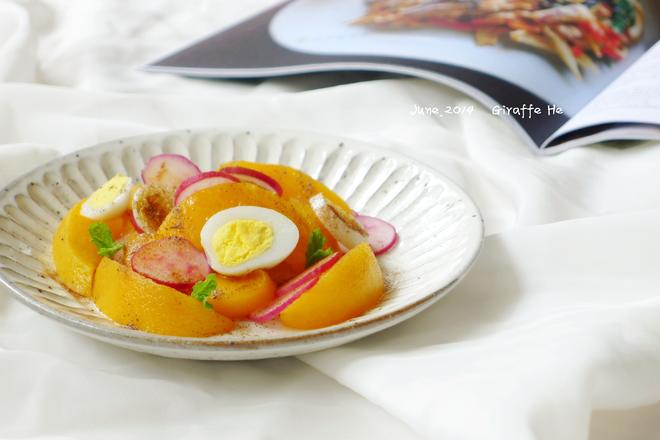 黄桃鹌鹑蛋樱桃萝卜沙拉的做法