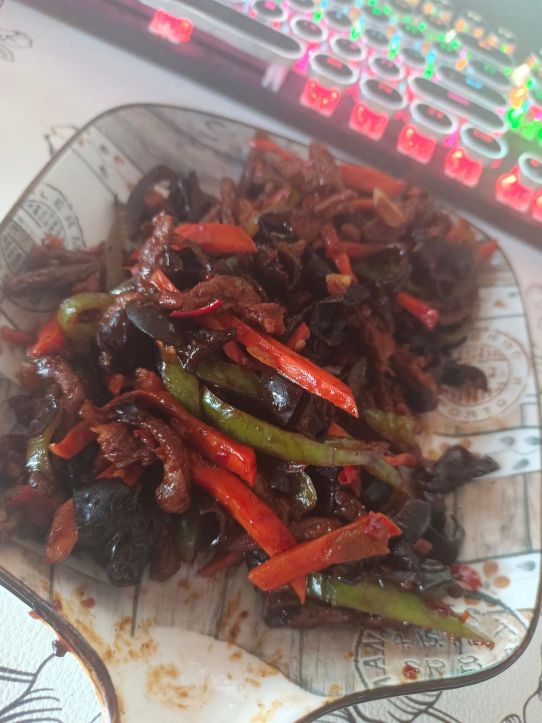 巨好吃，超下饭，秒杀饭店🉐鱼香肉丝