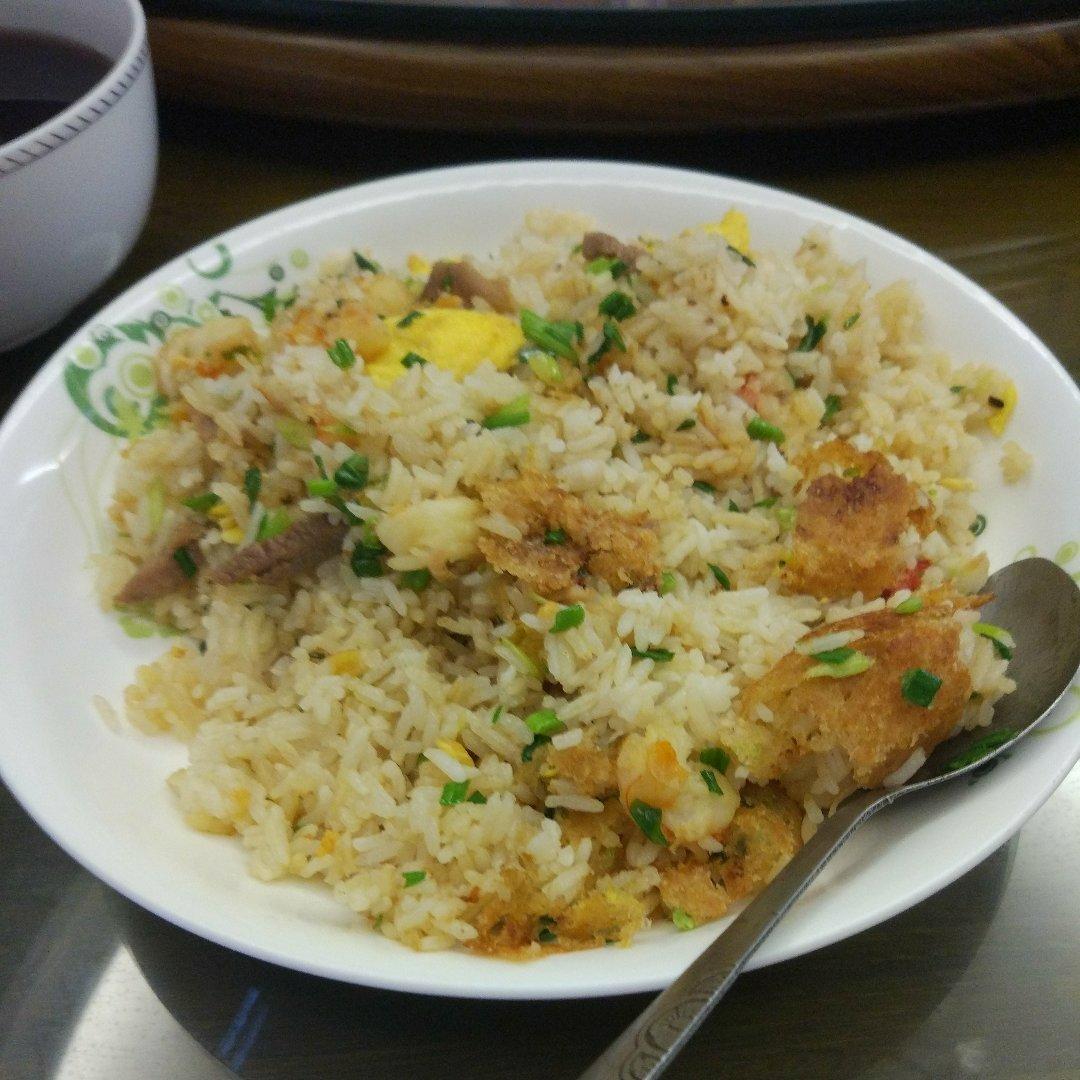 黄金虾仁炒饭