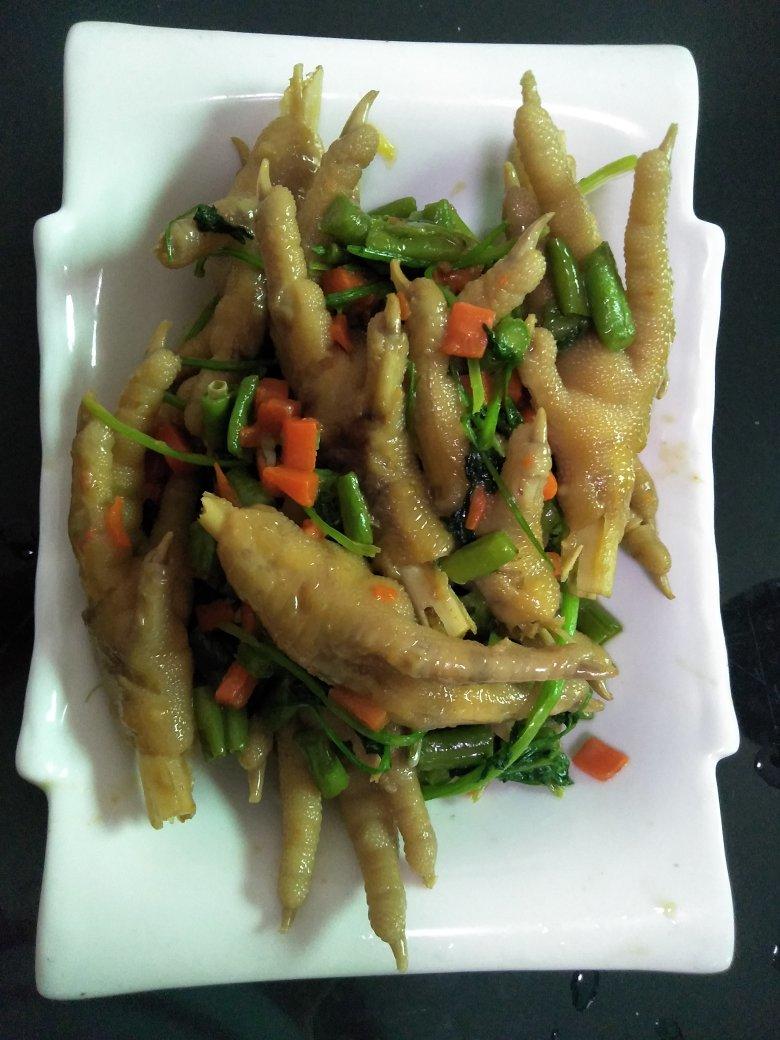 香辣蒜香凉拌爽脆鸡脚