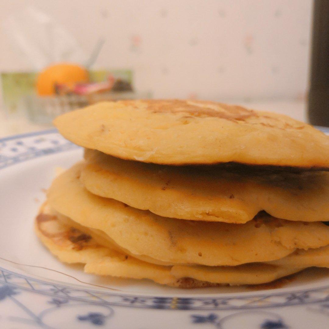 【减脂早餐】无油香蕉松饼（超简单）