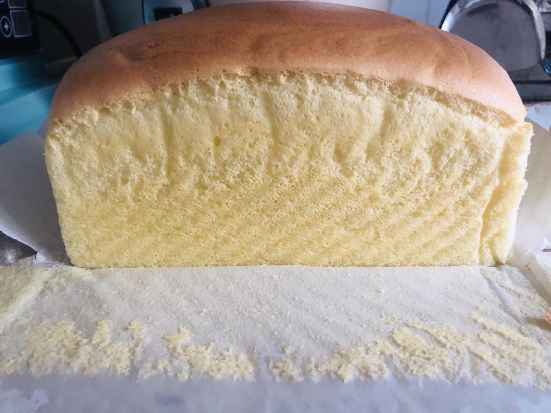 土司盒古早味蛋糕