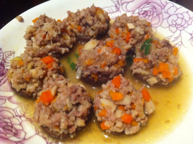 豆腐肉末酿香菇