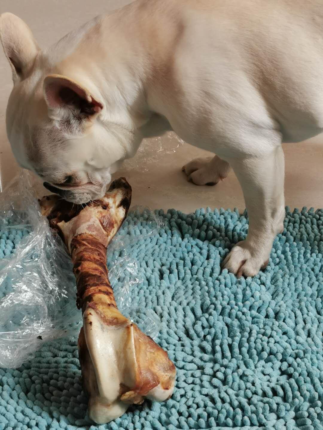 法斗磨牙棒 烤牛骨的做法步骤图 胡萝卜霸王花 下厨房