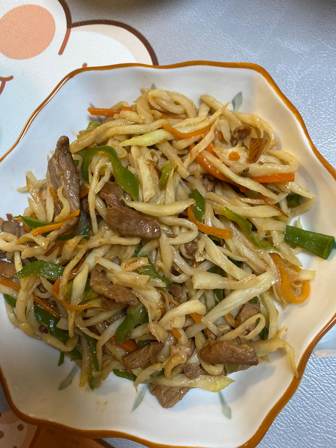 开胃又好吃——酸酸的茭白炒三丝