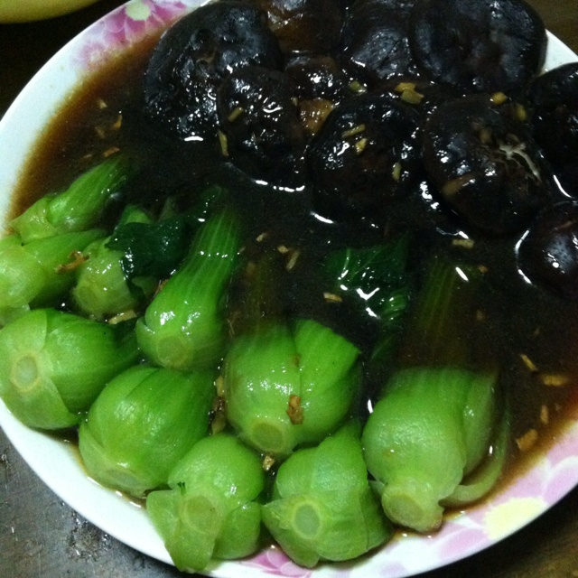 浇汁香菇油菜