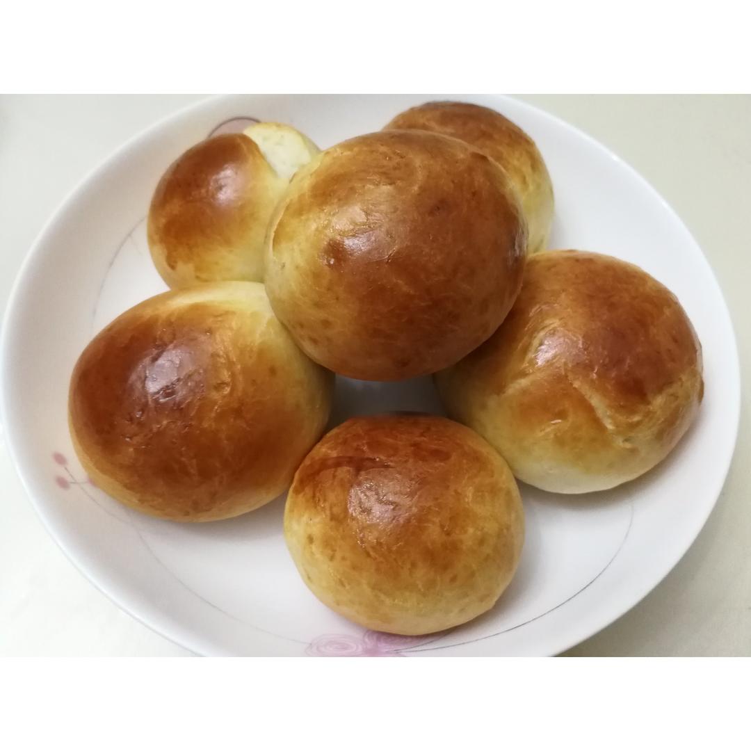 黄油面包卷