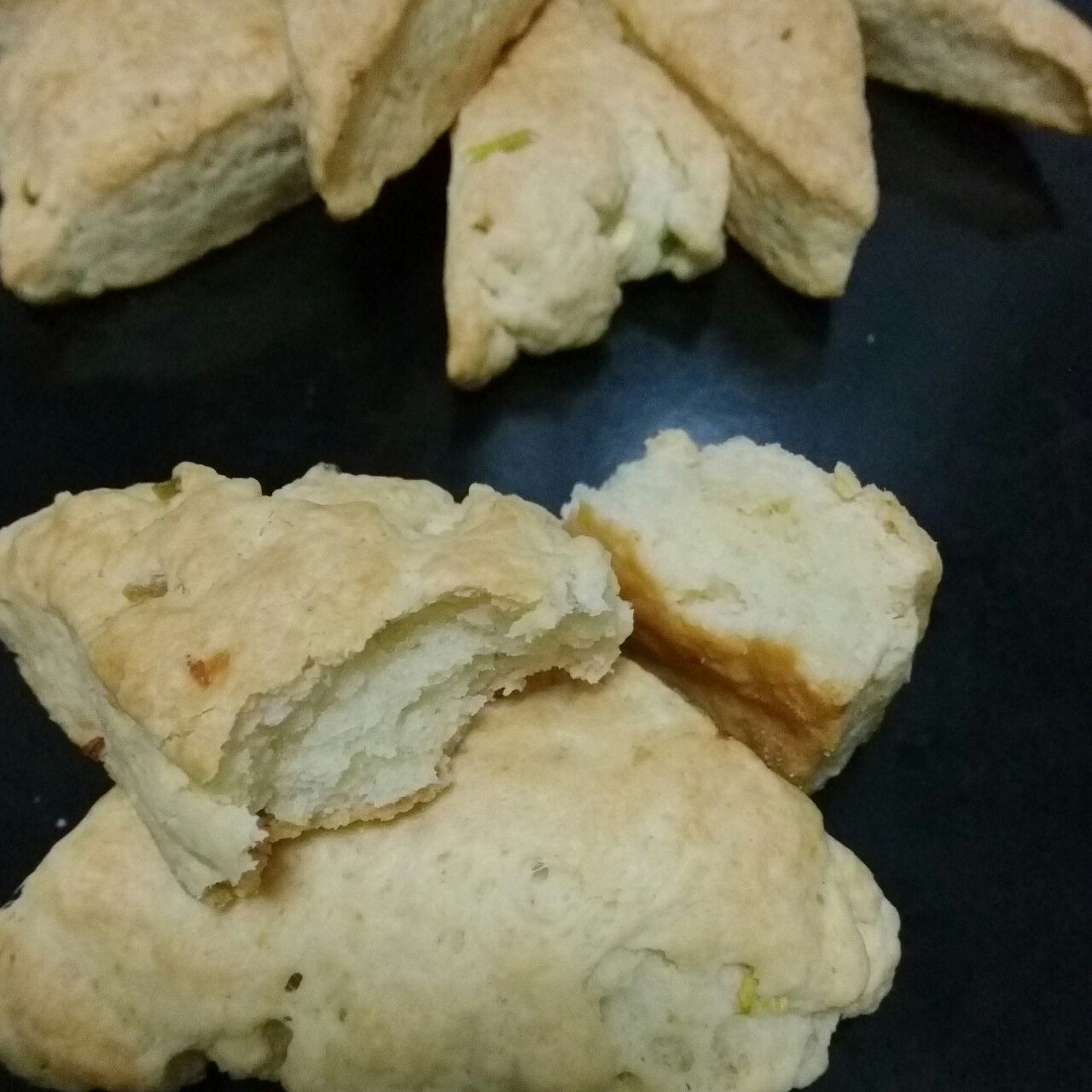 奶酪葱味司康