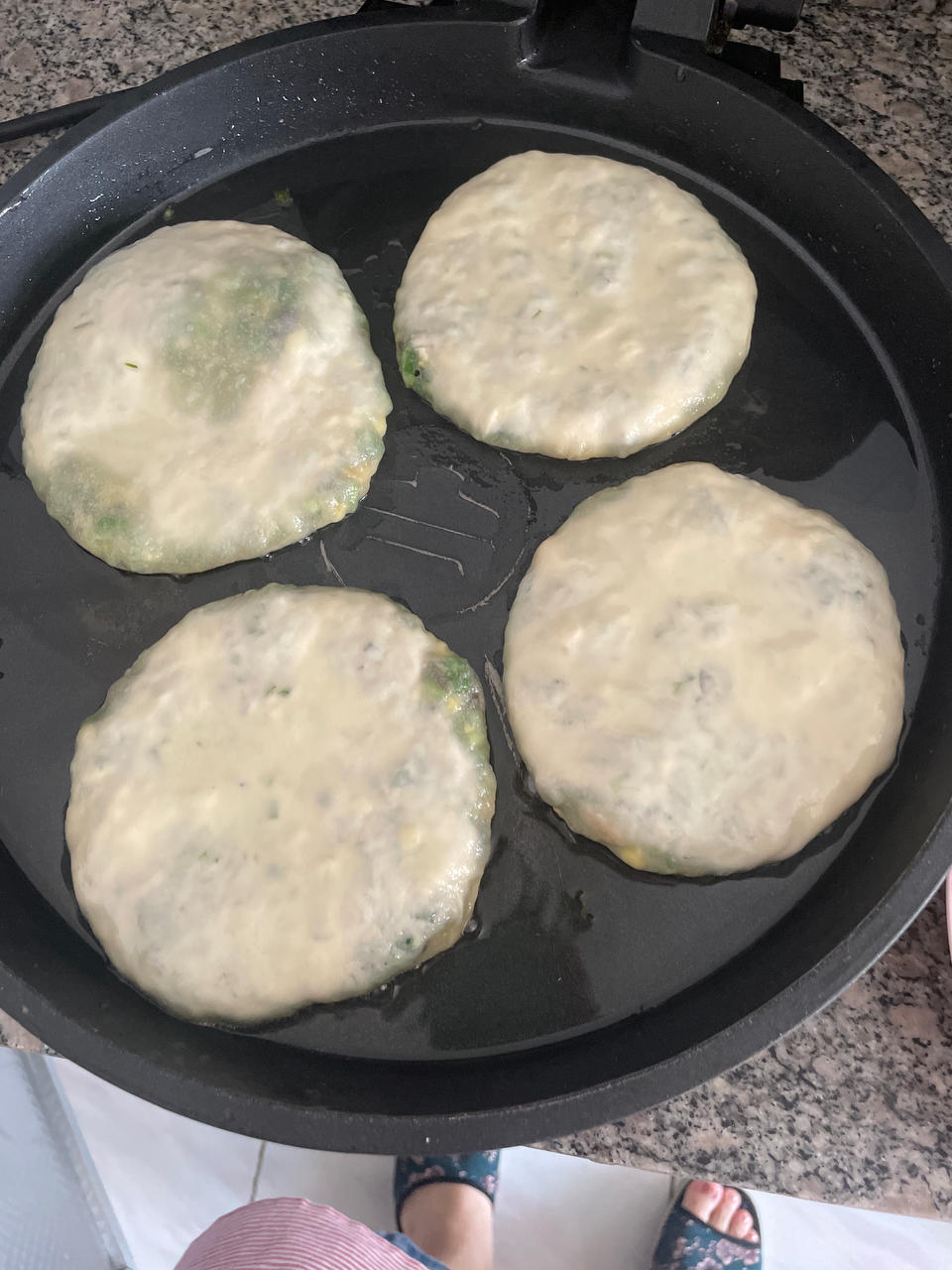 韭菜鸡蛋粉丝饼#韭菜盒子