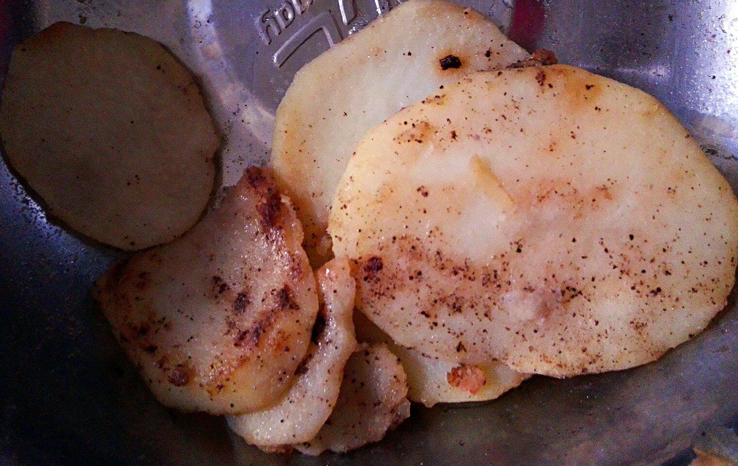 烤土豆洋葱的做法