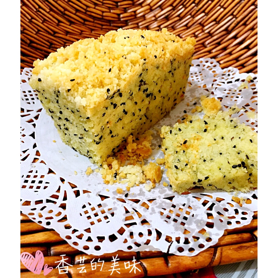 黑芝麻椰蓉酥粒磅蛋糕