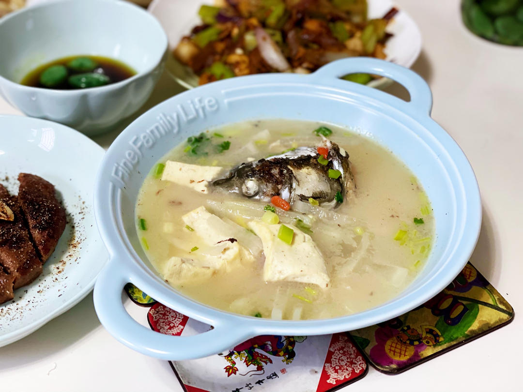 鱼头豆腐萝卜汤