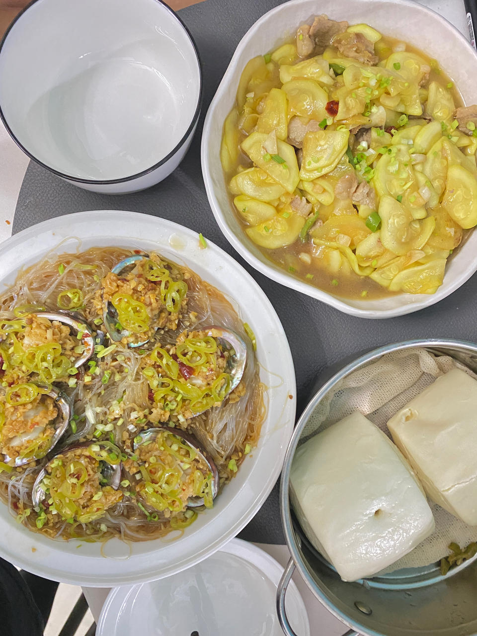蒜蓉粉丝蒸鲍鱼